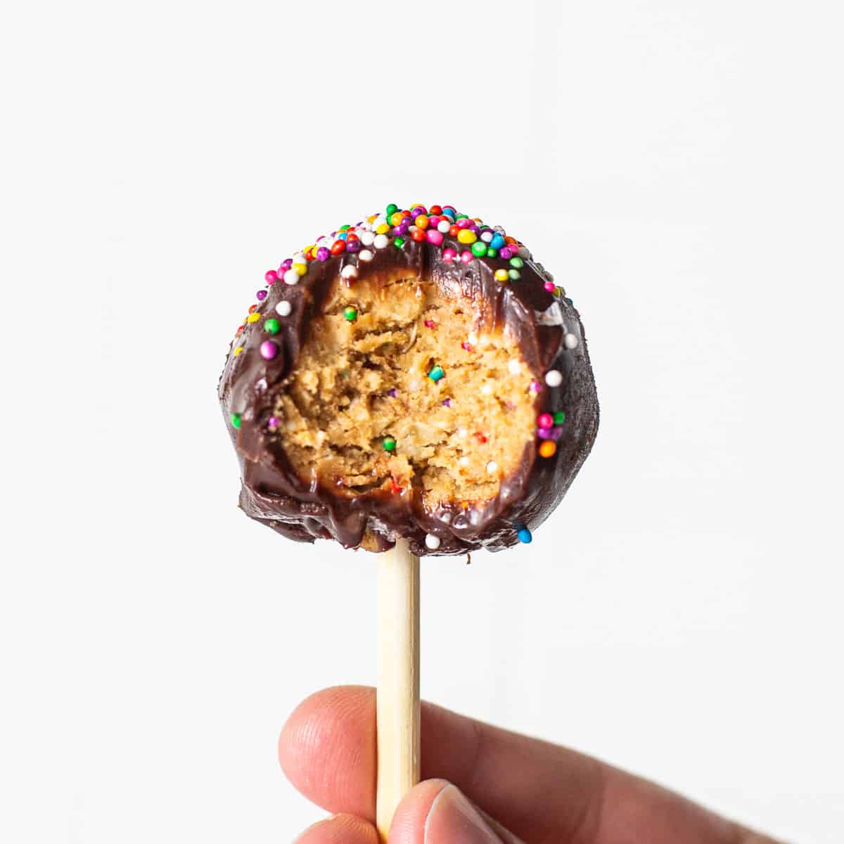 Make Ahead Protein Cake Pops: Easy Freezer Treats for Any Sweet Craving